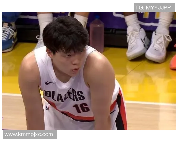 杨瀚森长胖十几斤&总飘在外线？媒体人：由于他很听教练的话